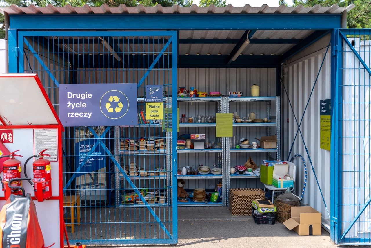 Książka za złotówkę, szafa za 30 zł – poznańskie gratowiska wprowadziły cennik